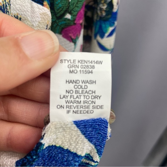 FIG AND FLOWER Multicolor Floral Lightweight Popover Tunic Top Size 1X NWT - Picture 11 of 14